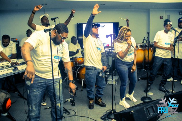 The FAM in the Morning Unplugged: Backyard Band (4/8/16)