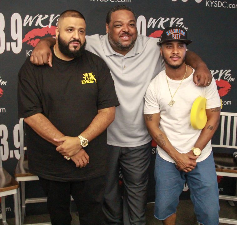 [Photos] DJ Khaled Meet & Greet With The Fam In The Morning
