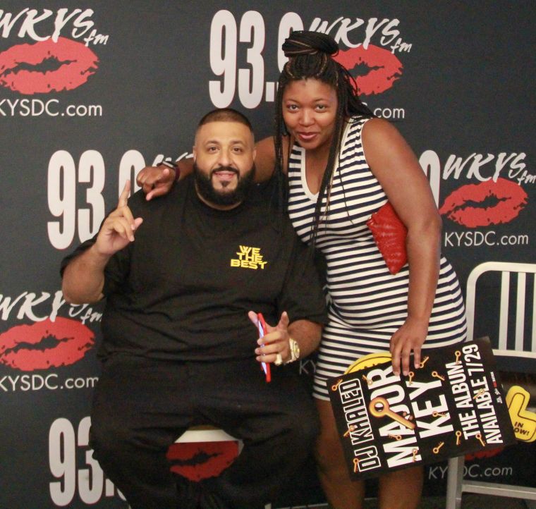 [Photos] DJ Khaled Meet & Greet With The Fam In The Morning