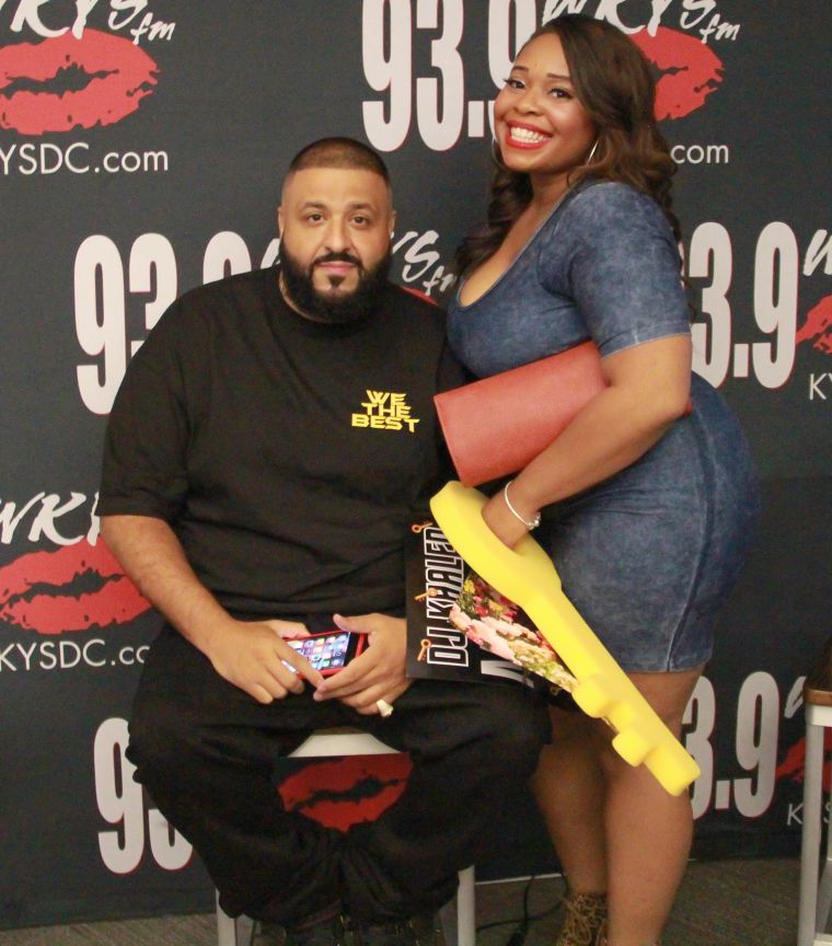 [Photos] DJ Khaled Meet & Greet With The Fam In The Morning