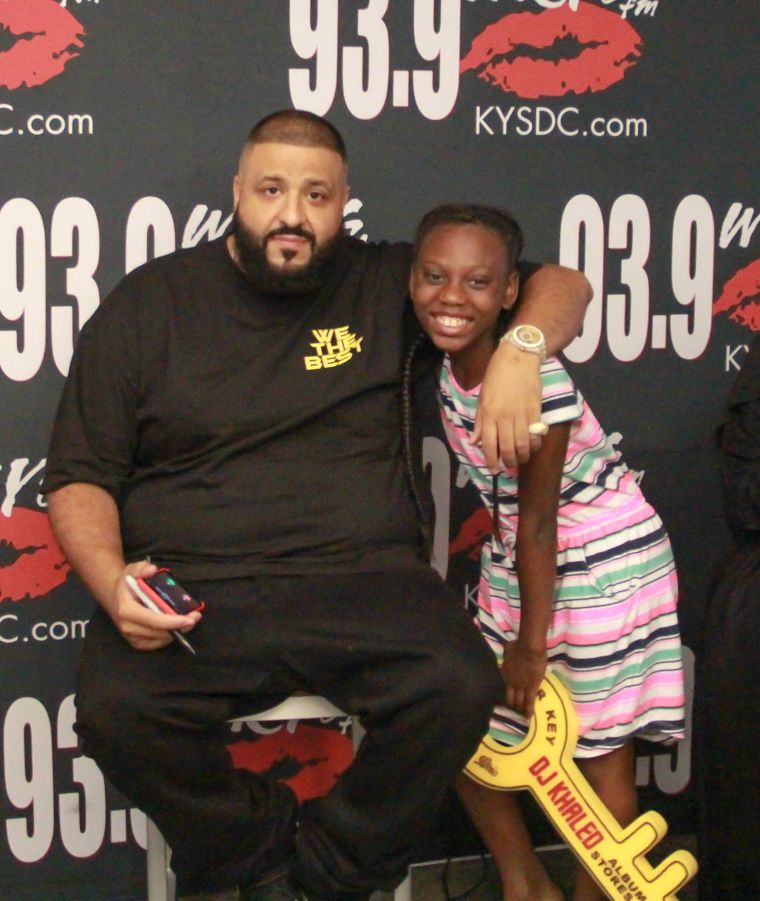 [Photos] DJ Khaled Meet & Greet With The Fam In The Morning