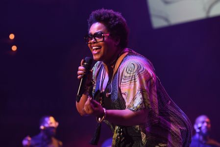 Traditional R&B Performance: Jill Scott (Can’t Wait)