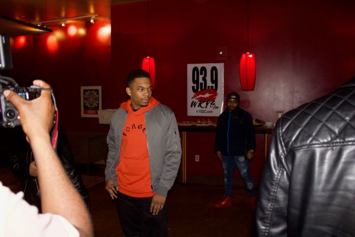 Epic Records/93.9 WKYS Swift Bowling Party