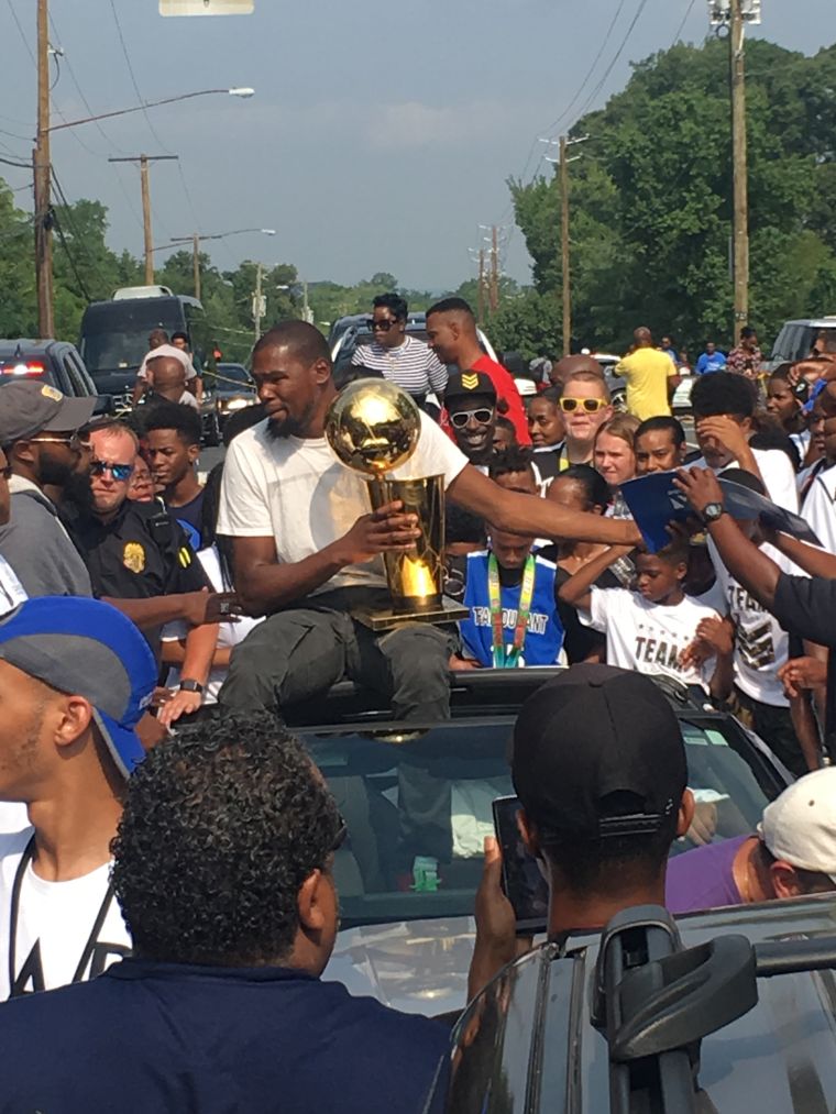 Seat Pleasant Honors Kevin Durant