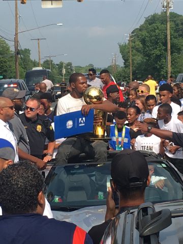Seat Pleasant Honors Kevin Durant