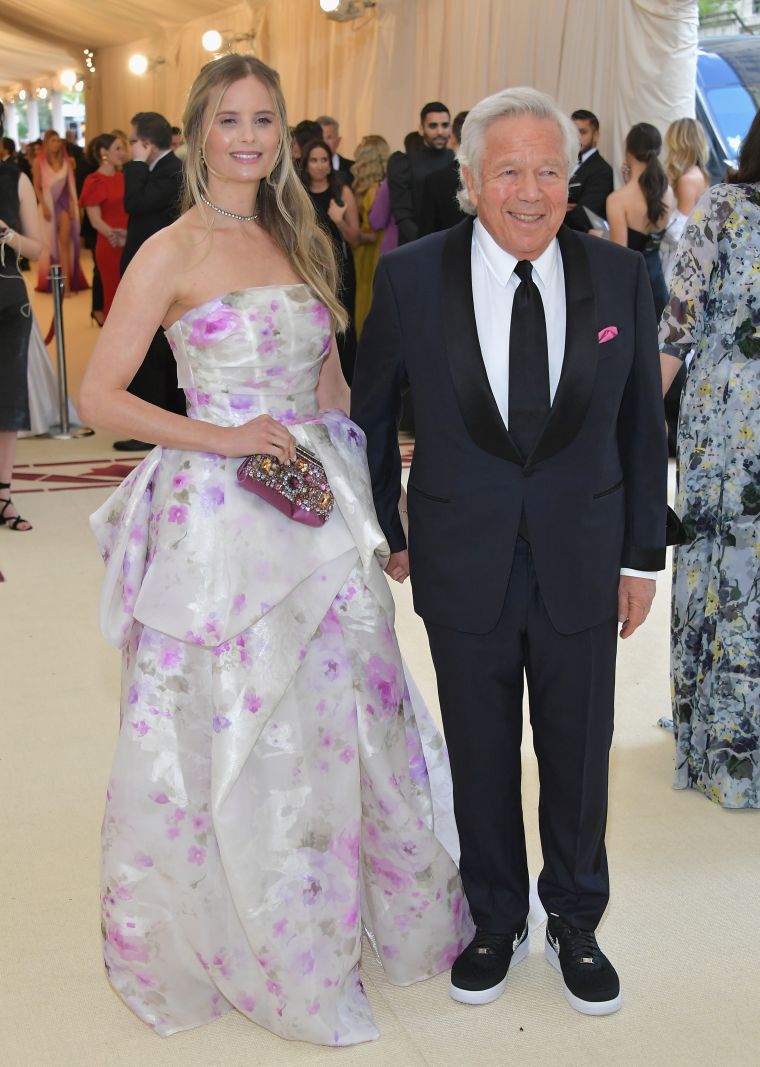 Heavenly Bodies: Fashion & The Catholic Imagination Costume Institute Gala – Arrivals