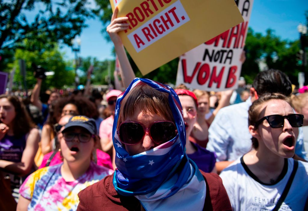 us-politics-abortion-protest-social