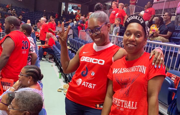 Washington Mystics Fans