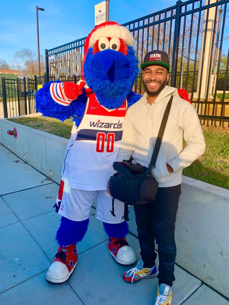 Monumental Foundation Gift Delivery