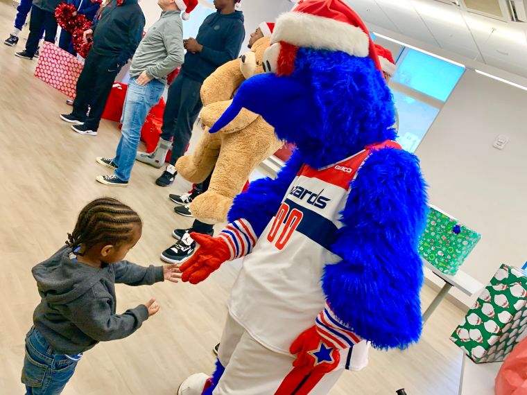 Monumental Foundation Gift Delivery