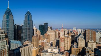 Panoramic aerial view on Philadelphia Downtown in a sunny day.
