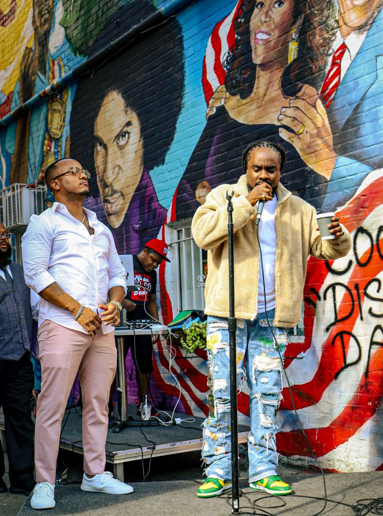 Wale At Ben’s Chili Bowl with DJ Quicksilva