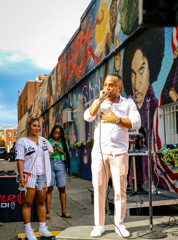 DJ Quicksilva Honored At Ben’s Chili Bowl