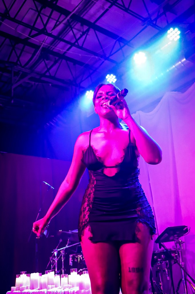 Alex Vaughn One Night Only