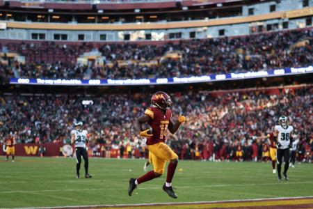 Philadelphia Eagles v Washington Commanders