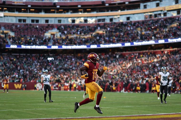 Philadelphia Eagles v Washington Commanders
