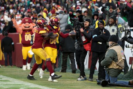 Philadelphia Eagles v Washington Commanders