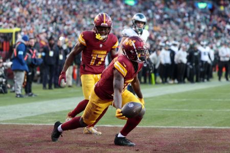 Philadelphia Eagles v Washington Commanders