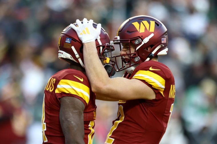 Philadelphia Eagles v Washington Commanders